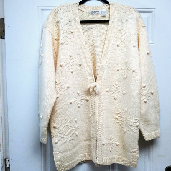 Liz Claiborne Sweaters - Liz Claiborne 100% Wool Knitted Sweater